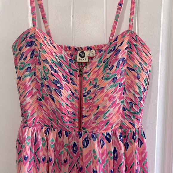Roxy Neon Pink & multi colored patterned dress w front zip & spaghetti straps - Picture 4 of 12